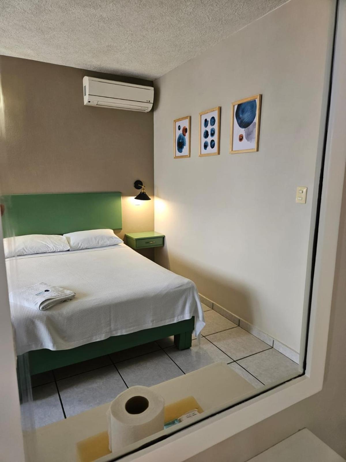 Hotel Punto Poza Rica Luaran gambar