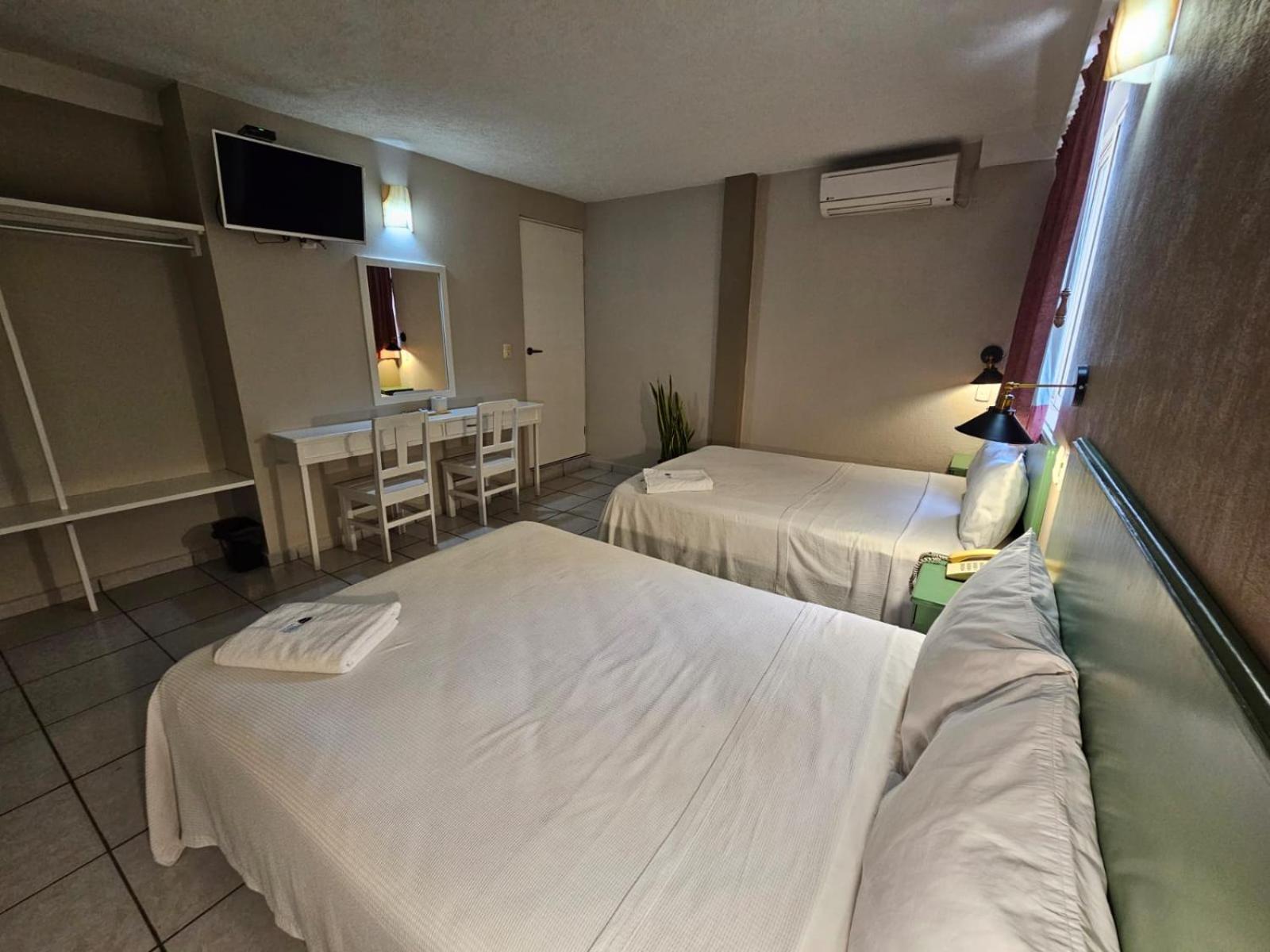 Hotel Punto Poza Rica Luaran gambar